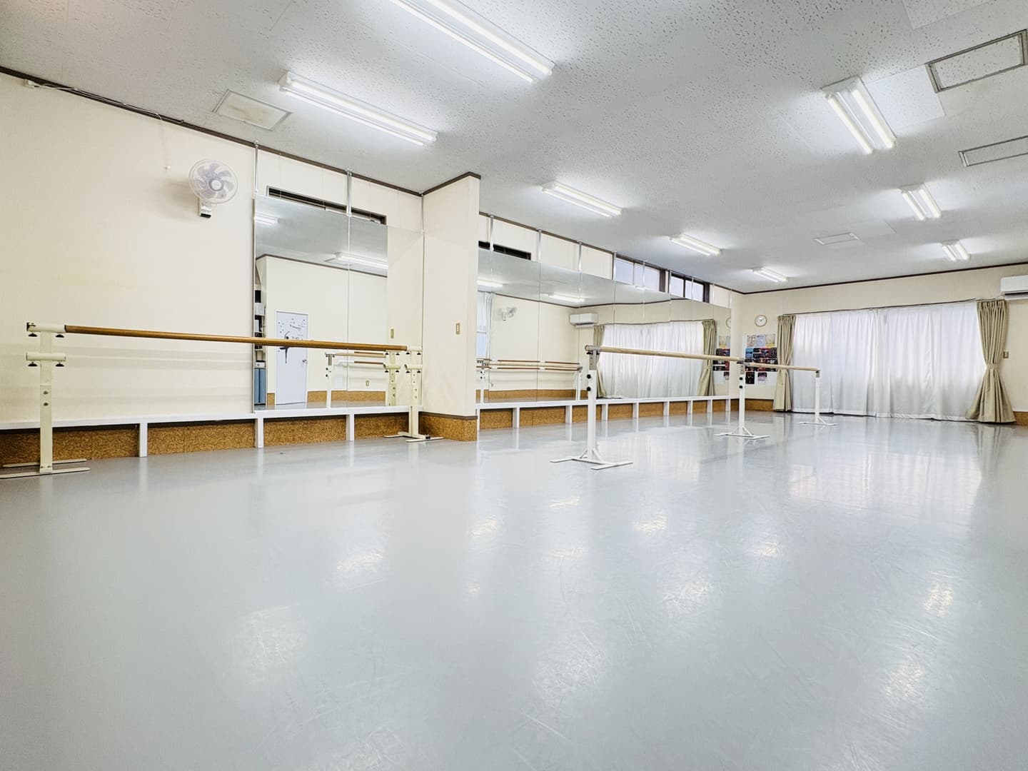 Saitama City Ballet スタジオ